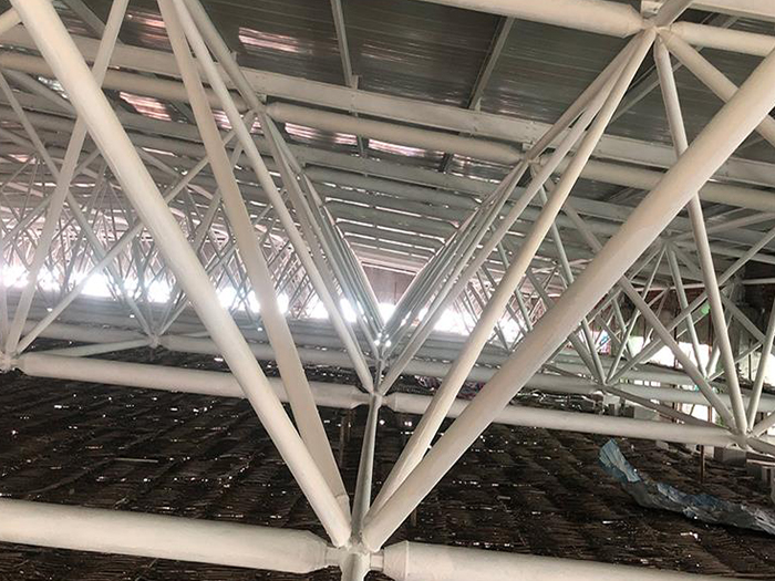 湖北大型螺栓球網(wǎng)架施工廠家